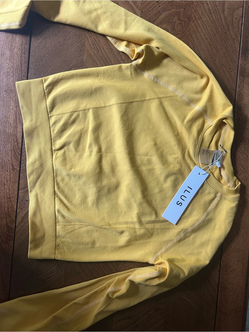 Ilus Label Yellow Long Sleeve Cropped Workout Shirt NWT